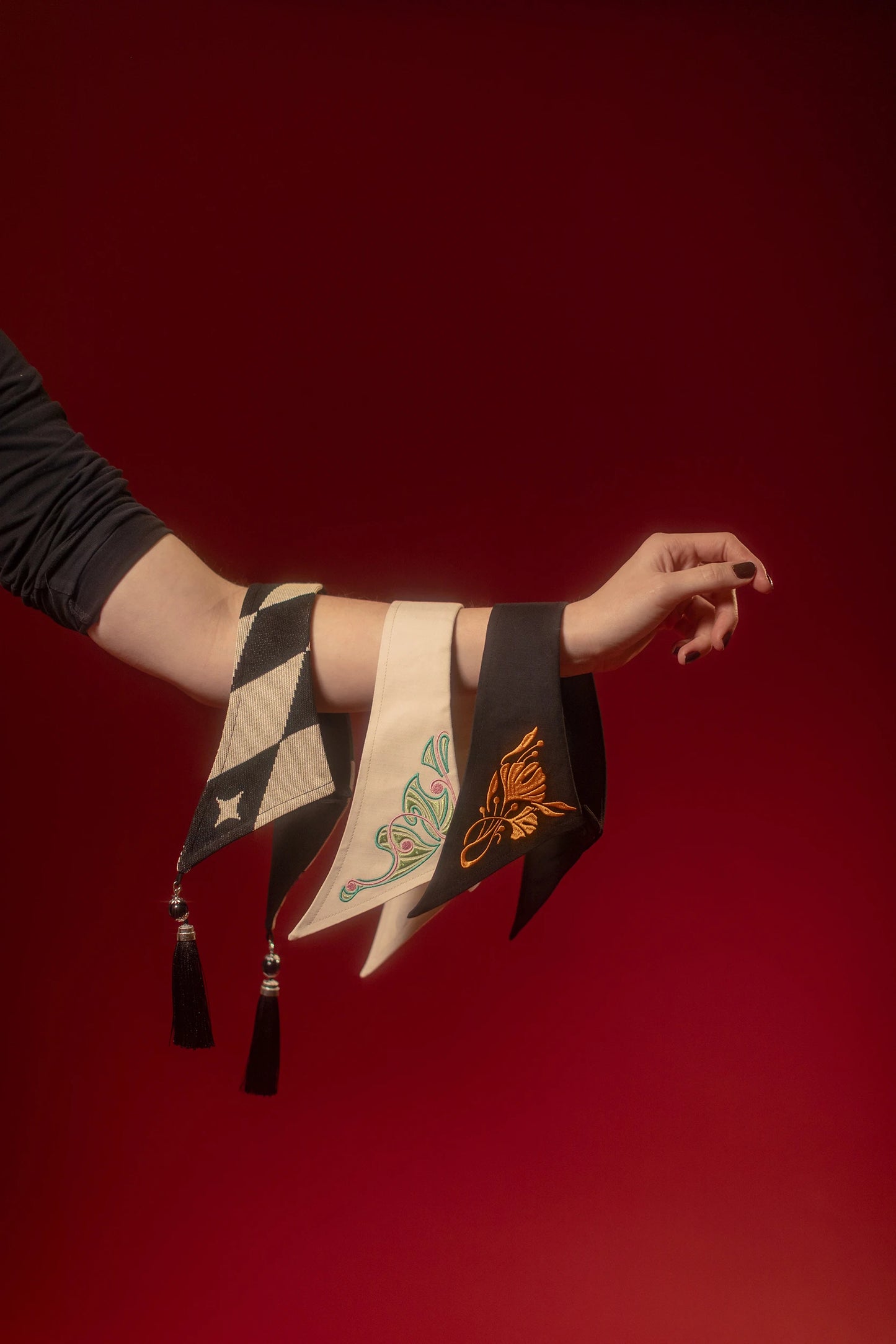 Cabaret | Green Fairy Collar