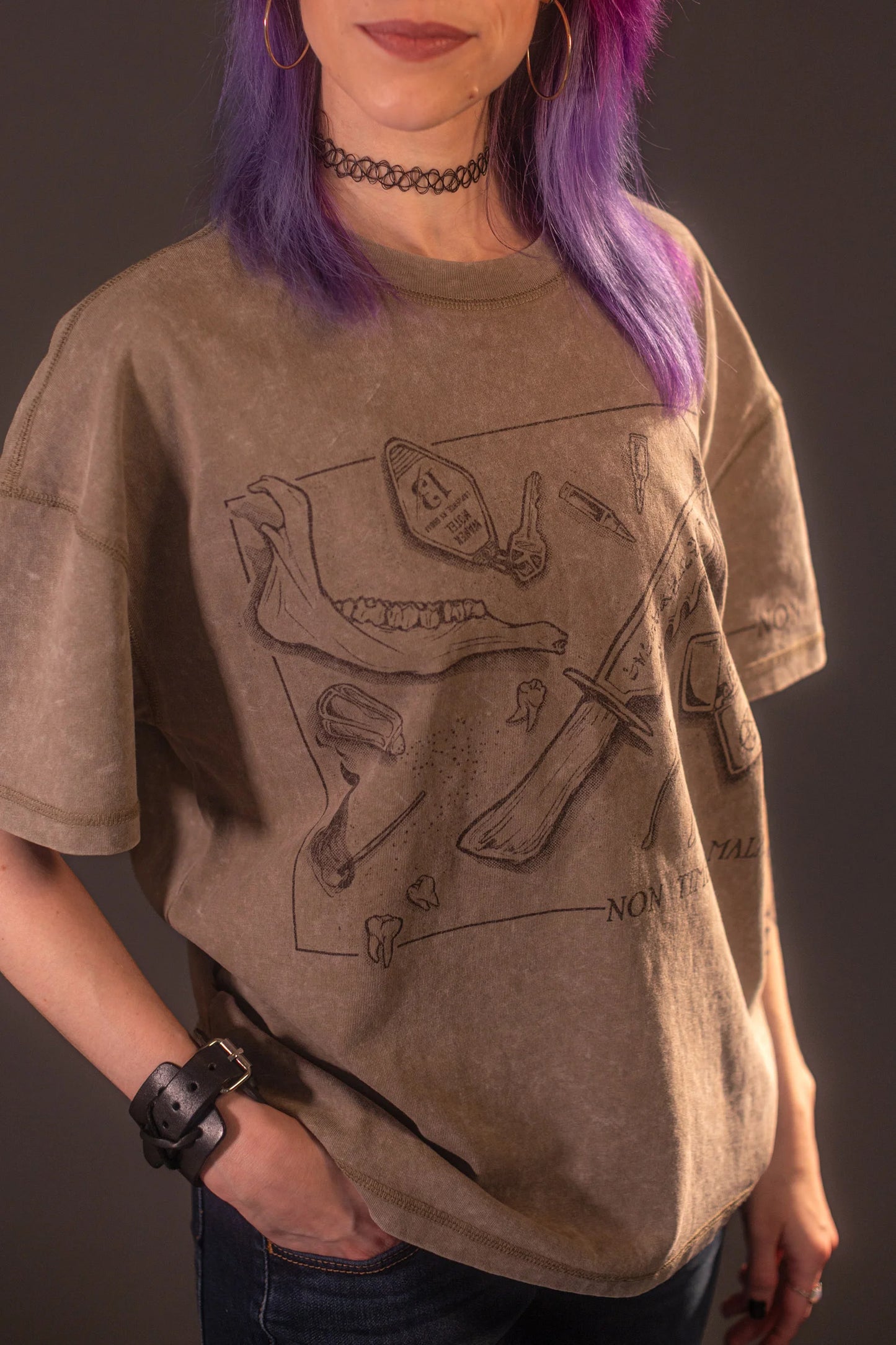 Wayward | Hunter's Tee