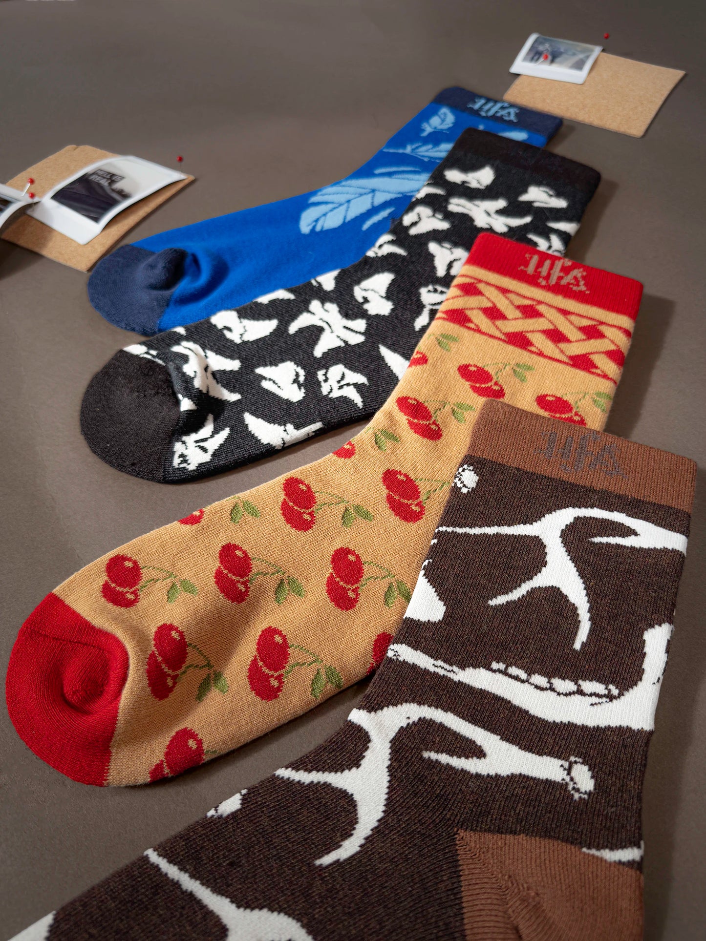 Wayward | Heaven Socks