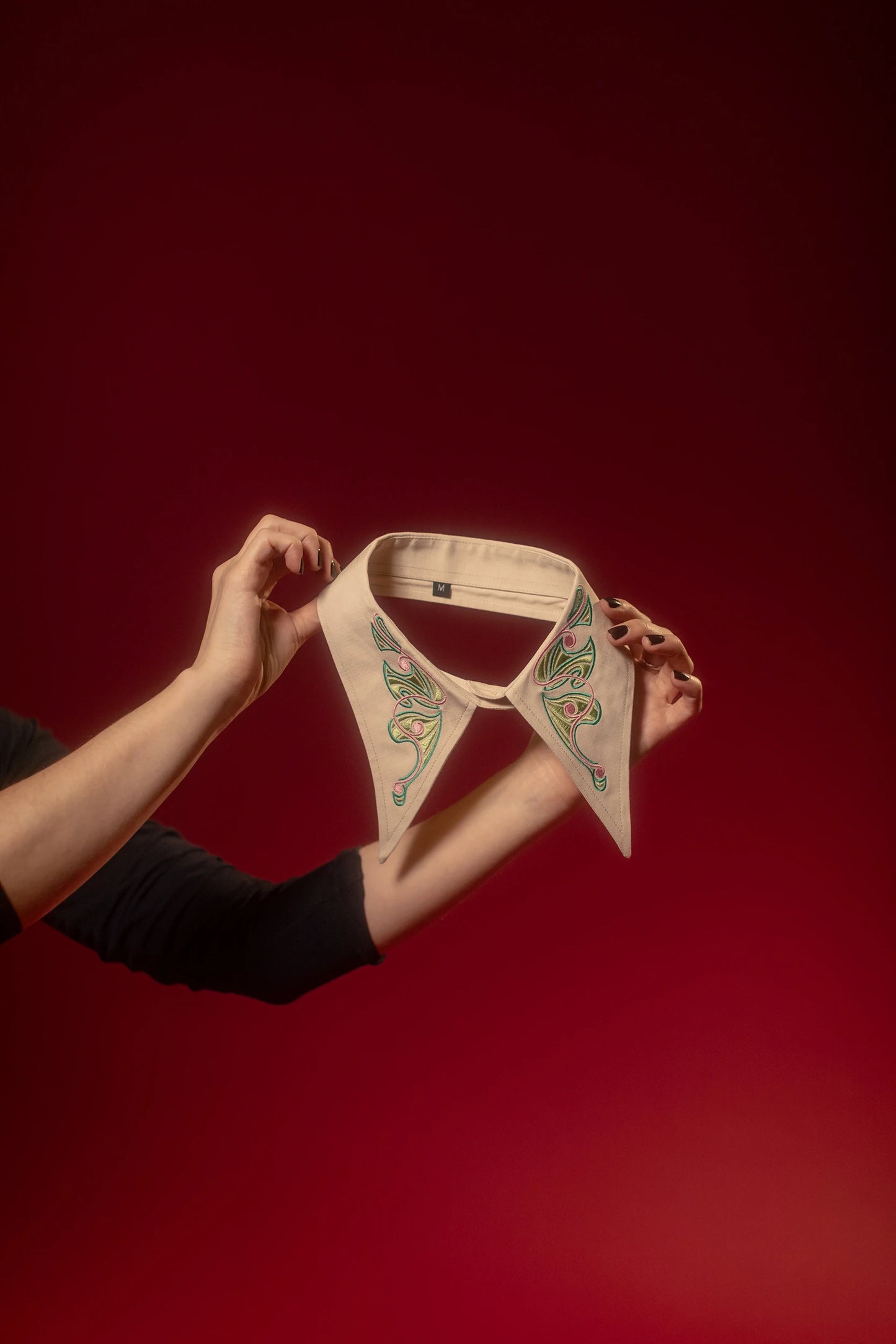 Cabaret | Green Fairy Collar