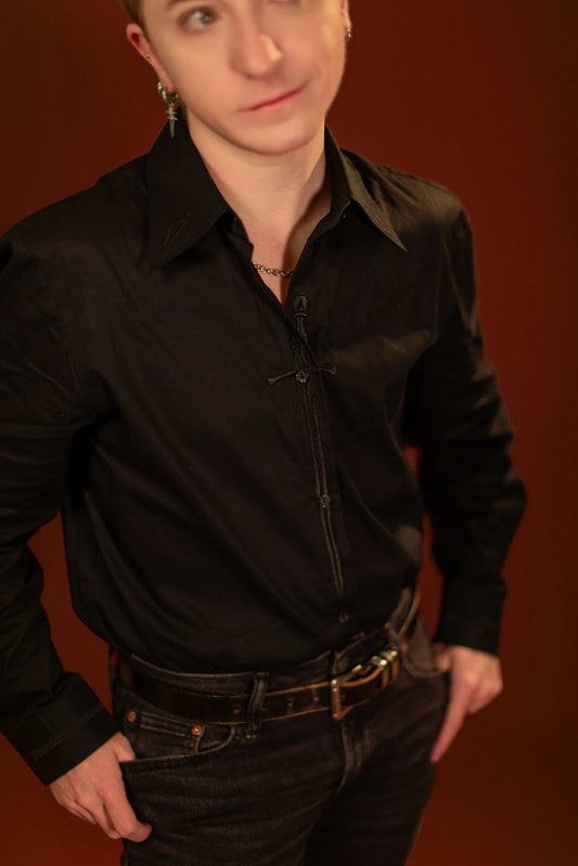 S&S | Sharp Lives Button Up