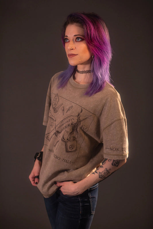 Wayward | Hunter's Tee