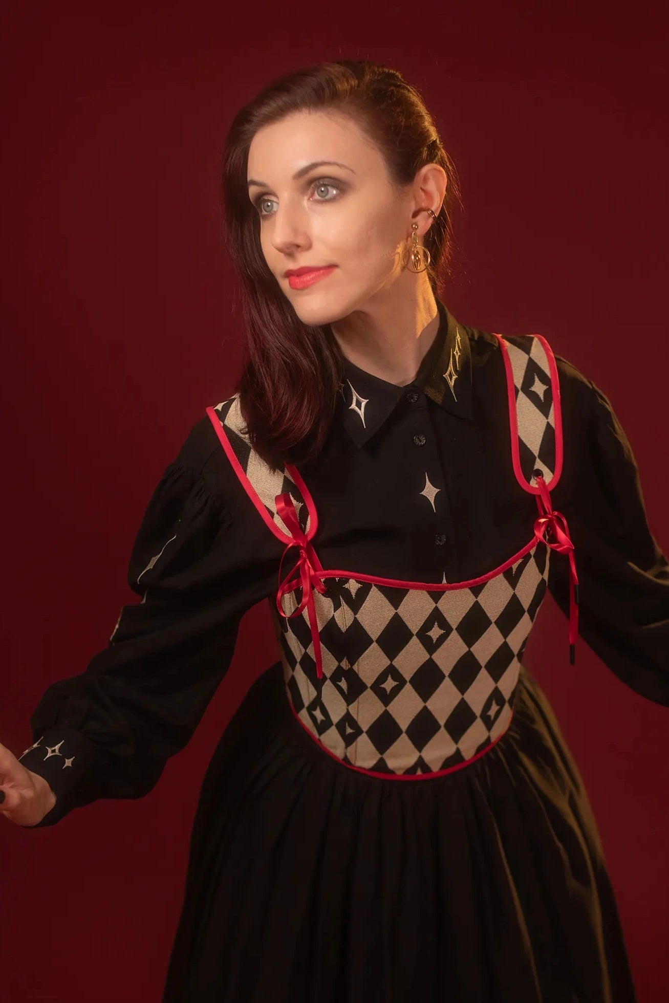 Cabaret | Diamond Corset with a Z