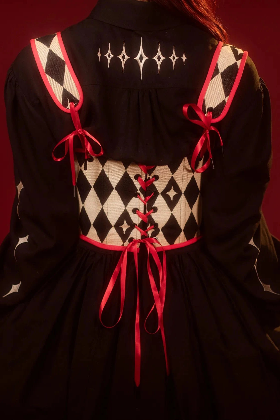 Cabaret | Diamond Corset with a Z
