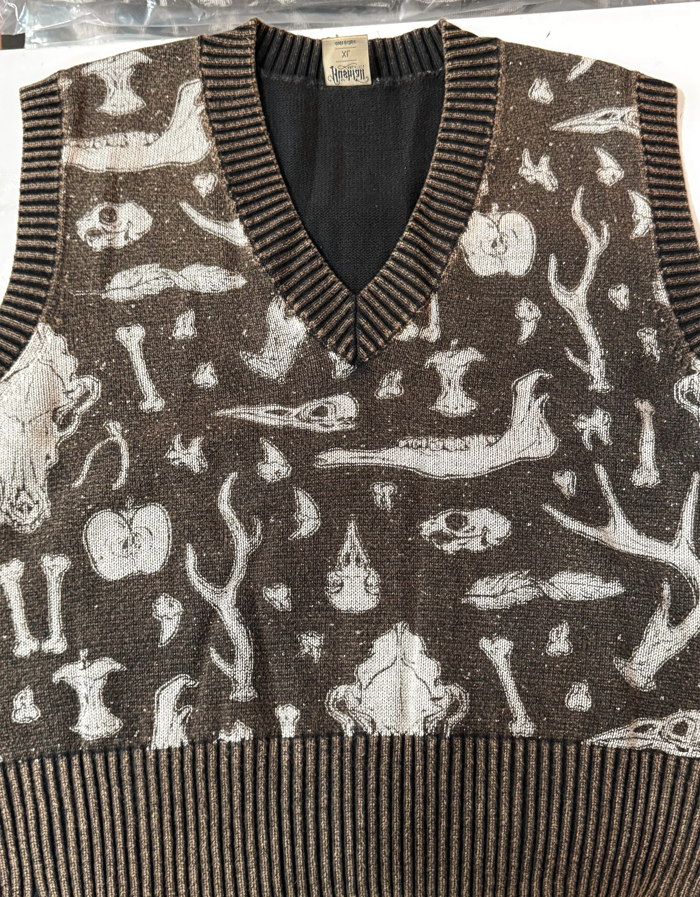 *B-GRADE* Wayward | Decomposition Vest